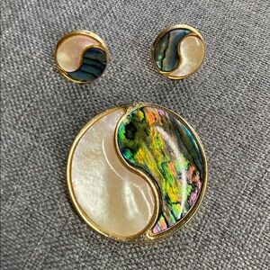 Vintage Abalone & Mother of Pearl Yin Yang Brooch Pin with Matching Earrings